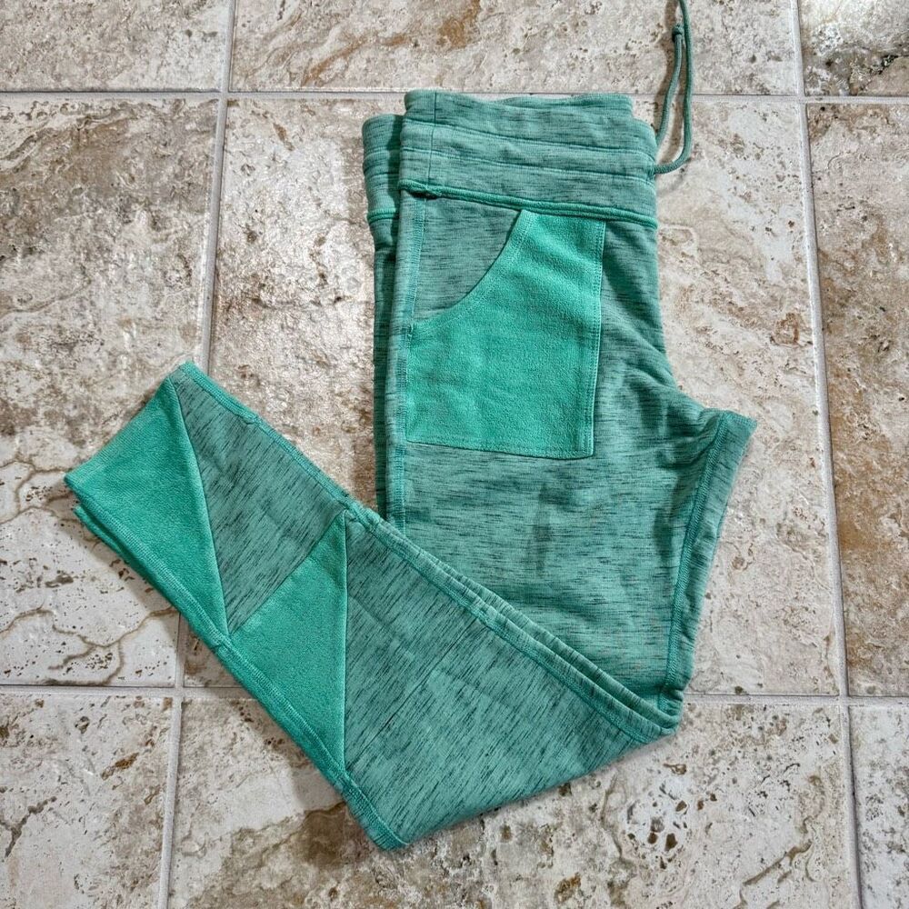Free people movement (Lg) athletic joggers pants green pockets drawstring